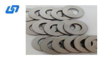 ٹائٹینیم واشرز DIN9021